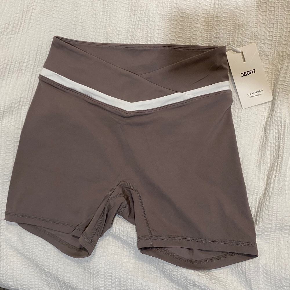 J80 Fit Effortless Shorts - Size L - Gray/beige